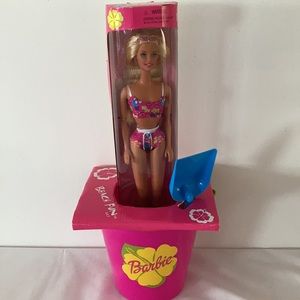 1999 Barbie Hawaii Beach Fun Set